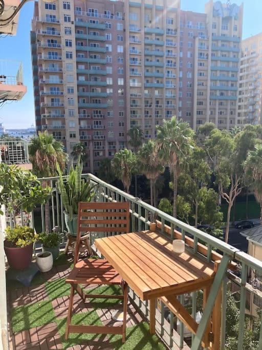 Luxe Convention Center Partial Ocean View With Free Parking