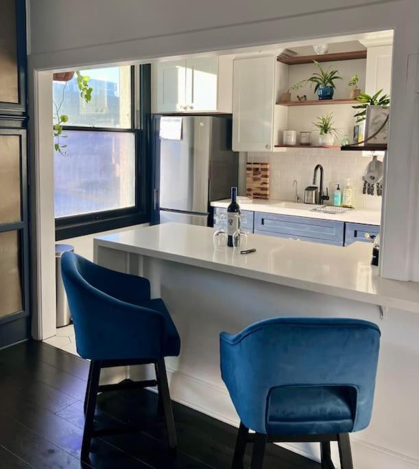 Appartamento Luxe Convention Center Partial Ocean View With Free Parking