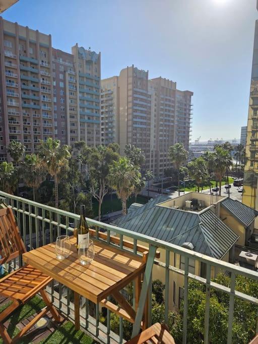 Appartamento Luxe Convention Center Partial Ocean View With Free Parking Long Beach